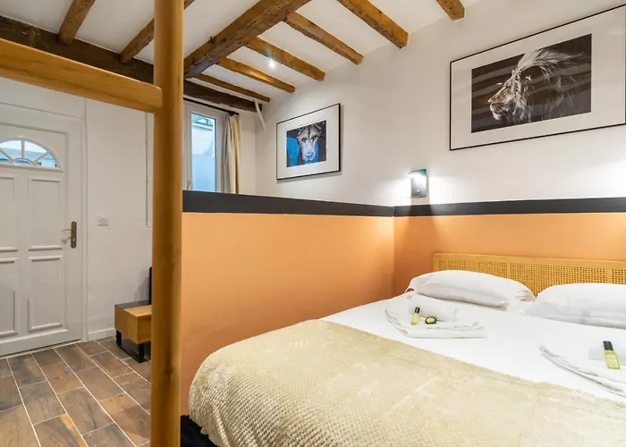 Luxe Marais Getaway - Suite Exclusive Avec Sauna
