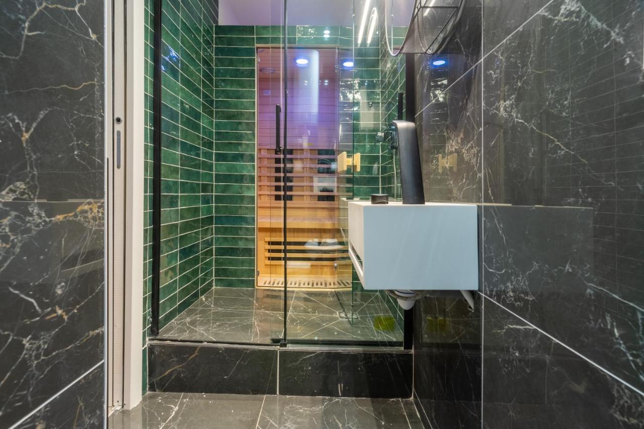 Luxe Marais Getaway - Exclusive Avec Sauna Appartement